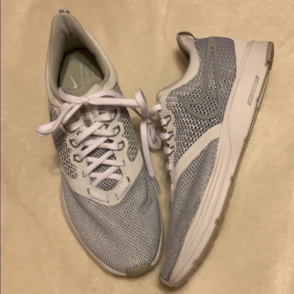 Woman’s Nike zoom
